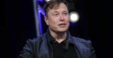 Elon Musk takes control of Twitter (Image Source: Forbes)